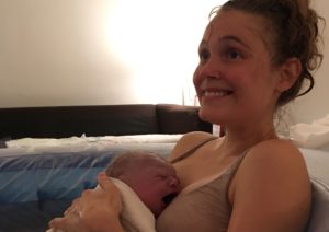 En fødsel er en vild oplevelse, men det at blive mor er måske endnu vildere, skriver Anna Friberg, der er doula.